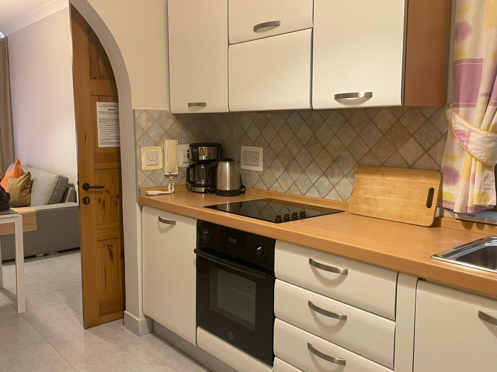 City Center Apartments Mellieha Luaran gambar